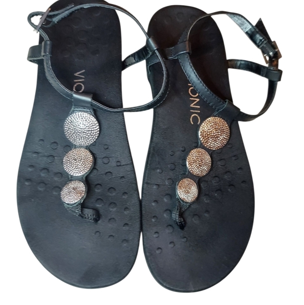 Vionic Lizbeth Orthotic Black Strap Sandals With Silver Tone Accents